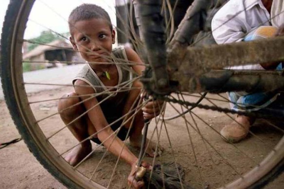 children are forced to earn livelihood